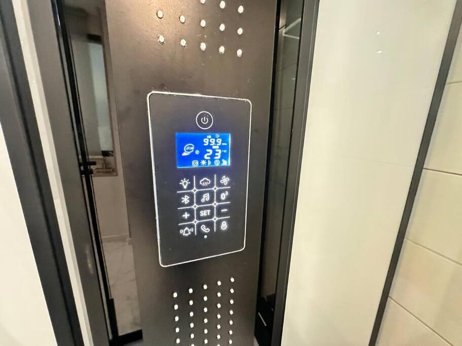 E Servagnat T3 Luxe Avec Sauna Jacuzzi Et Hammam Épernay Kültér fotó