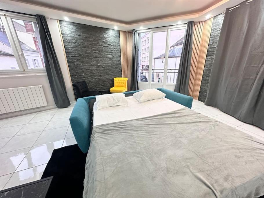 E Servagnat T3 Luxe Avec Sauna Jacuzzi Et Hammam Épernay Kültér fotó