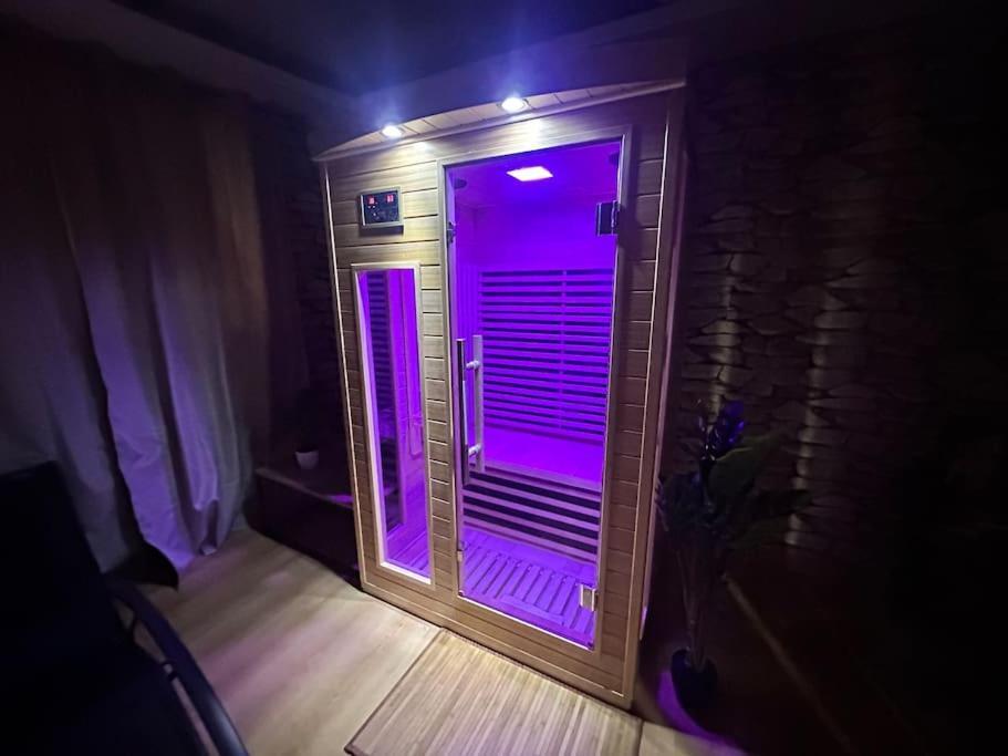 E Servagnat T3 Luxe Avec Sauna Jacuzzi Et Hammam Épernay Kültér fotó